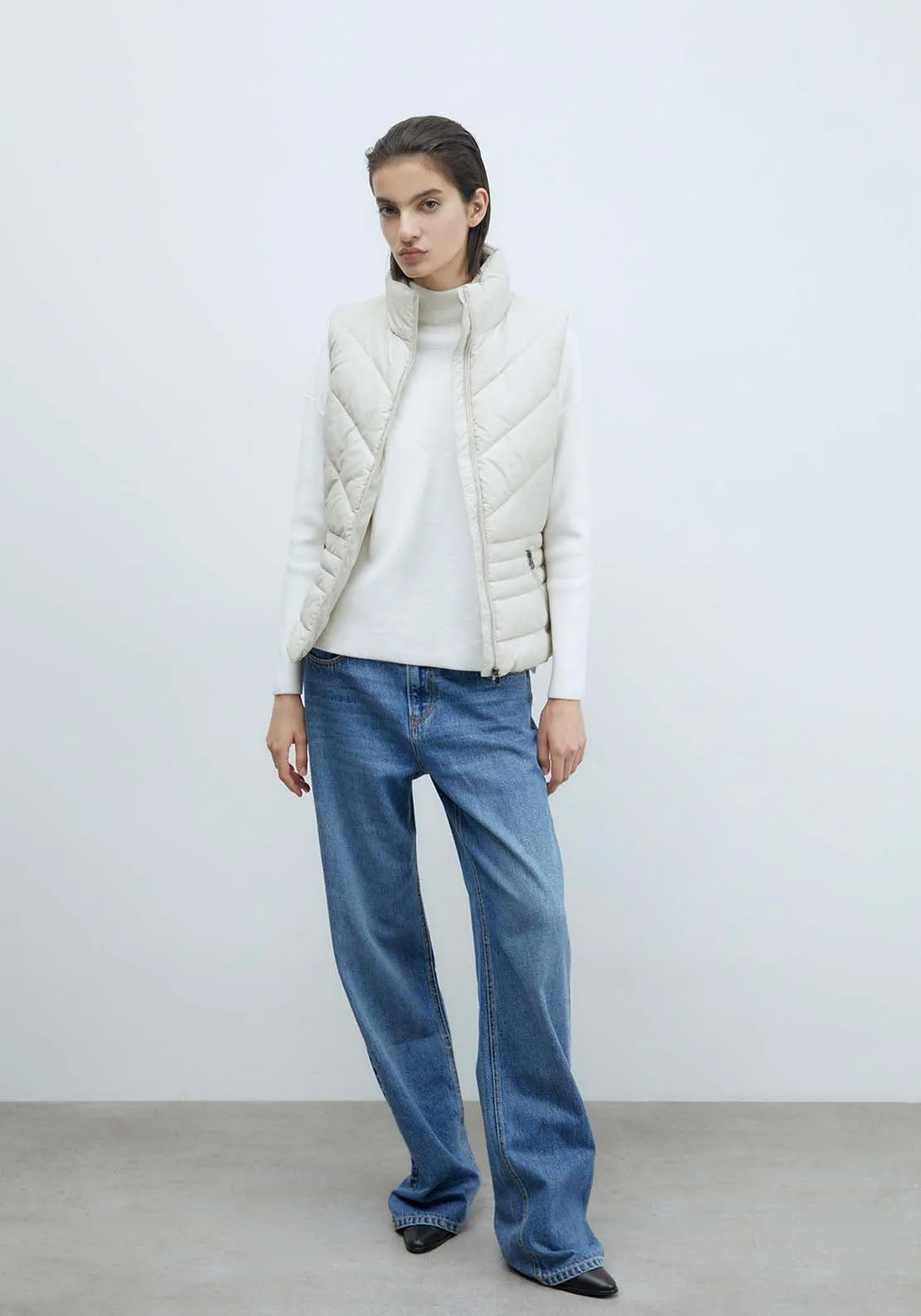 Plain Short Gilet - Ecru