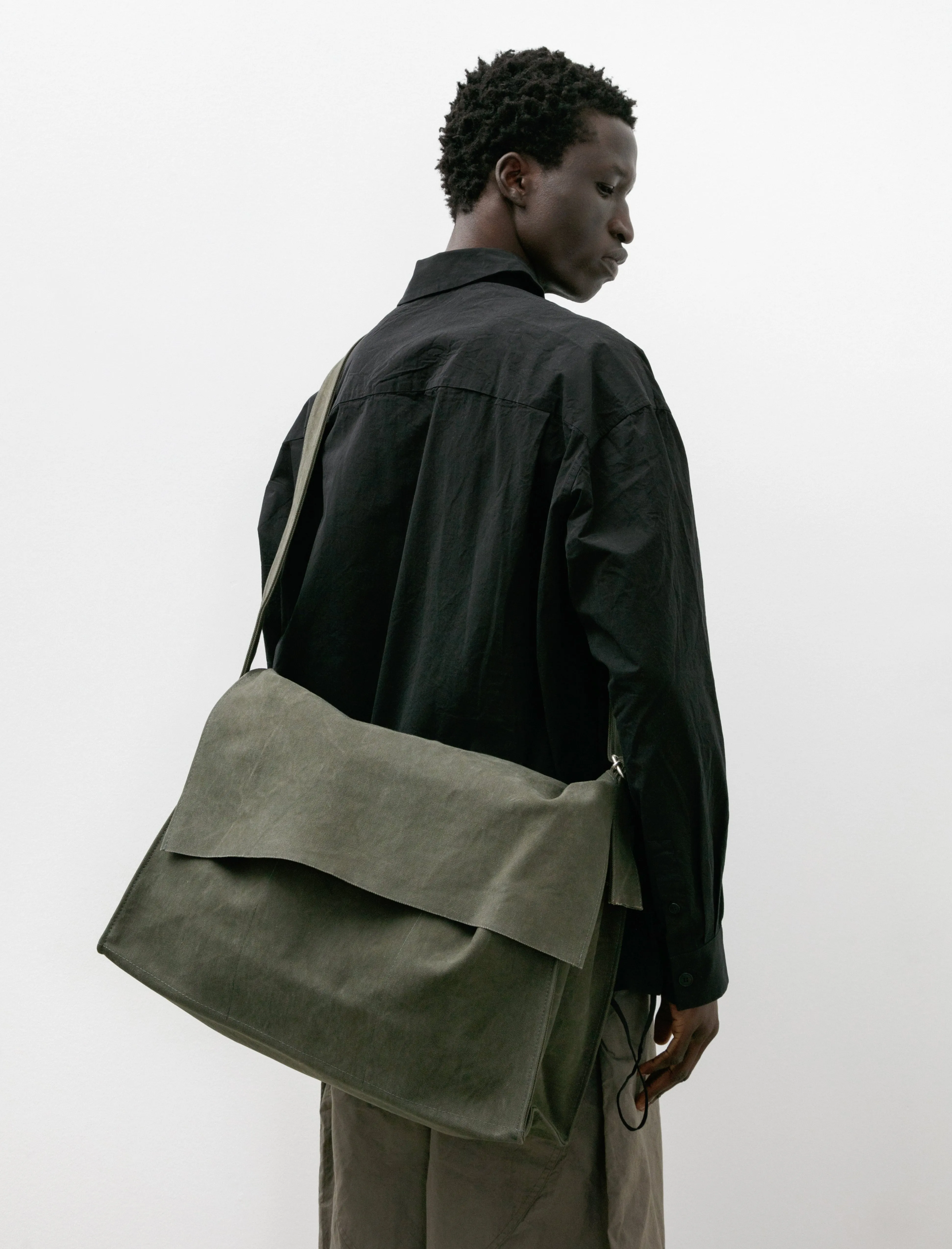 Washed Canvas Shoulder Bag Olive